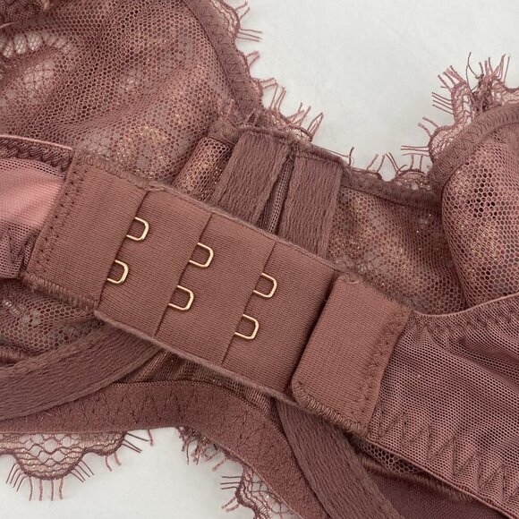 Victoria’s Secret Dream Angels Push-up Without Padding Lace Bra Size 32D - Picture 8 of 11